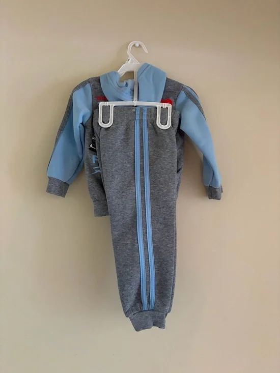 Baby Blue & Gray Kids Matching Hoodie Set with Socks - Picture 3 of 6